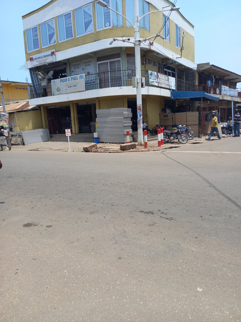 Roofing Bob A roofing, Accra, photo