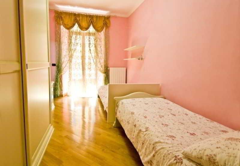 Фото Porta Pia Apartment with Balcony