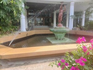 Let's Hyde Pattaya Resort & Villas Pattaya