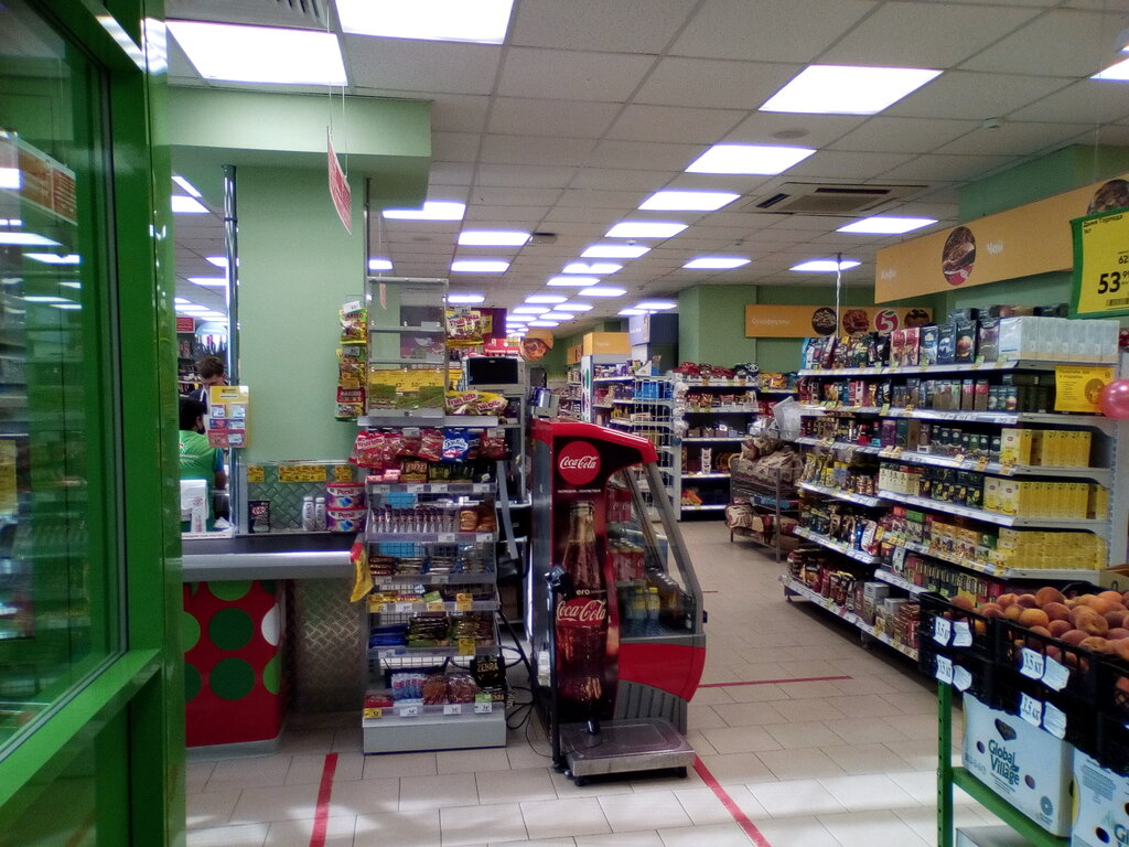 Süpermarket Pyatyorochka, Novosibirsk, foto