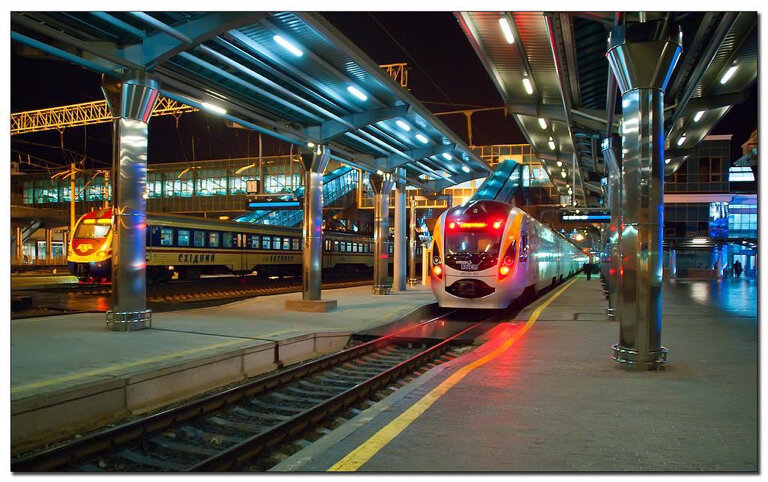 Railway station Zheleznodorozhny vokzal, Donetsk, photo