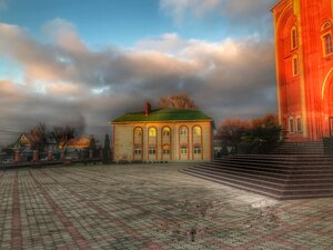 Церковь святого Василия Блаженного (Ставропольский край, Изобильный, Соборная площадь), православный храм в Изобильном