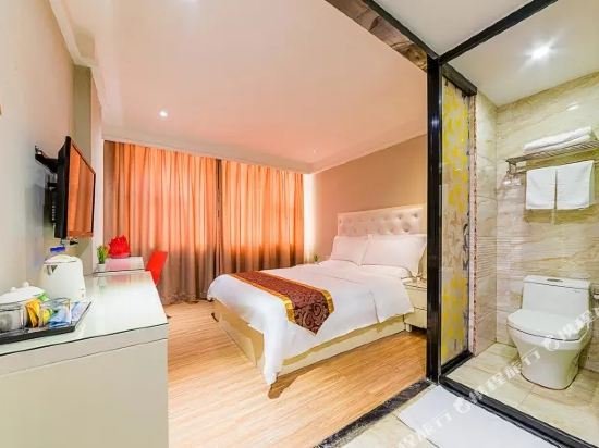 Фото Kaiserdom Hotel