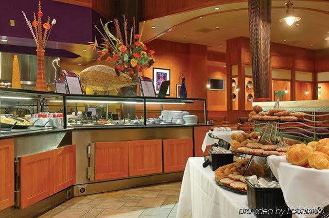 Фото Harrah's Metropolis Hotel & Casino