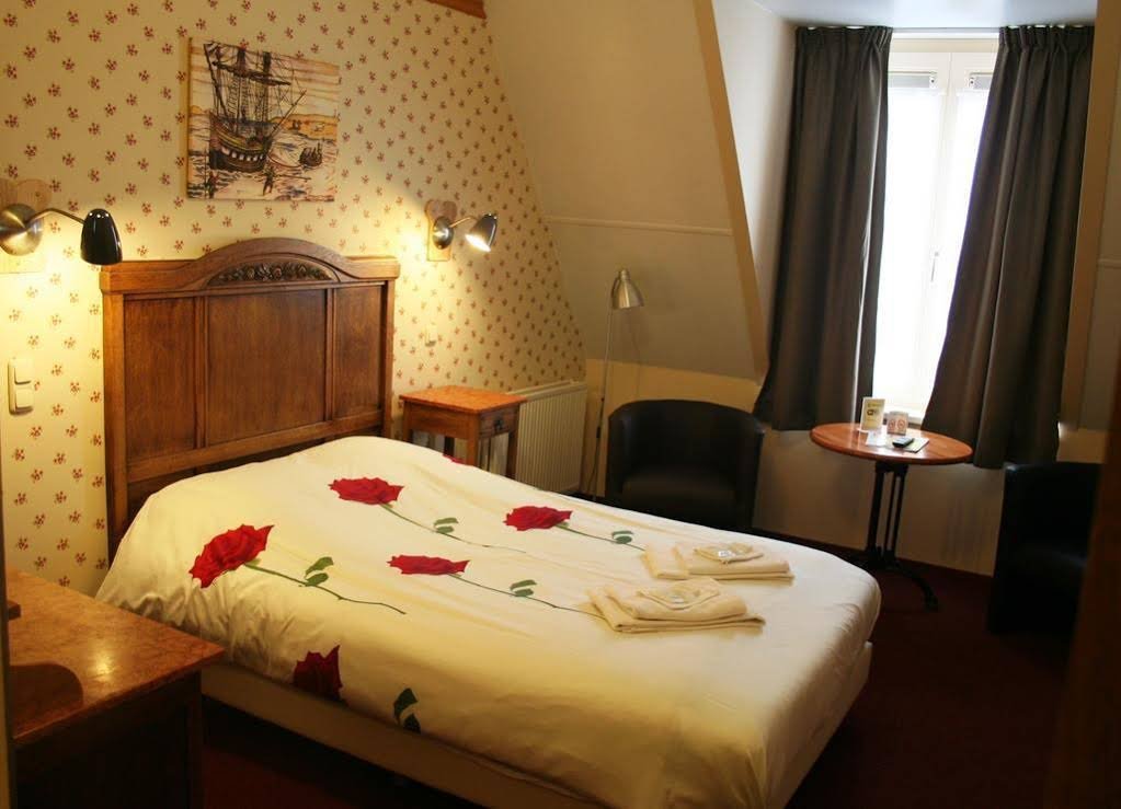 Фото Hotel De Emauspoort