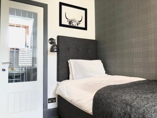 Фото Ravenscraig Guest House