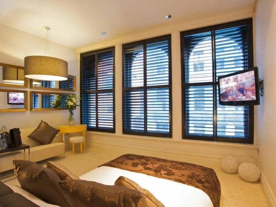 Фото Roomzzz Manchester City