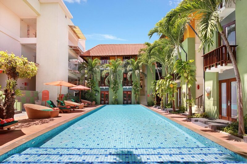Гостиница Harris Hotel Kuta Tuban Bali в Куте