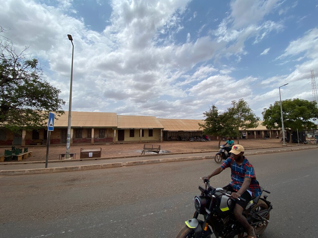 School Lamashegu Exp Primary Learning Center, Tamale, photo