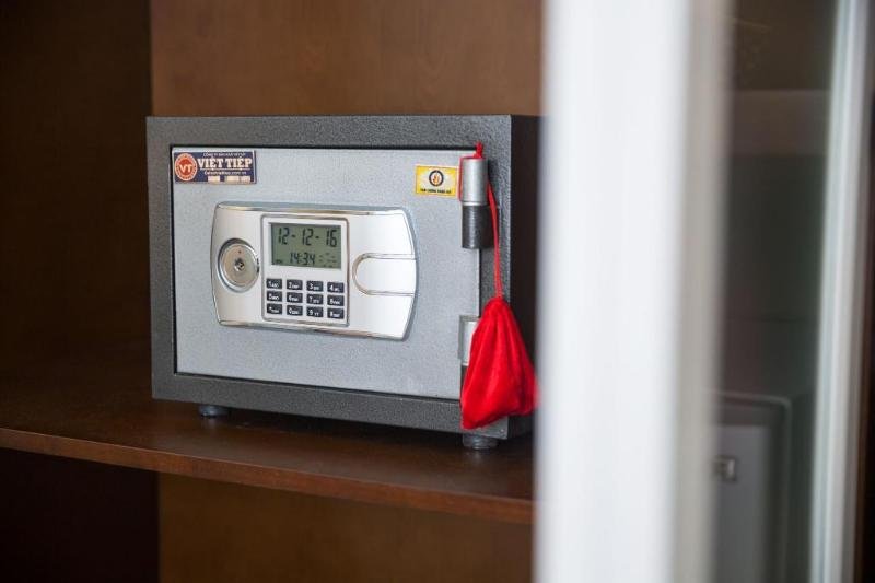 Фото New Vision Palace Hotel