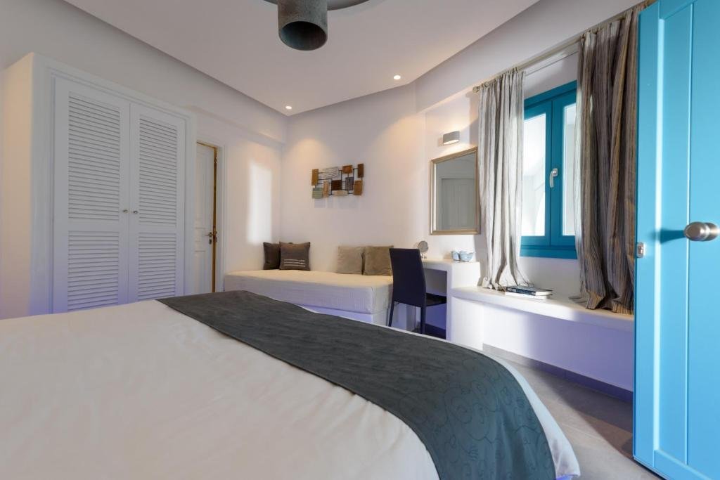 Фото Hotel Nikolas