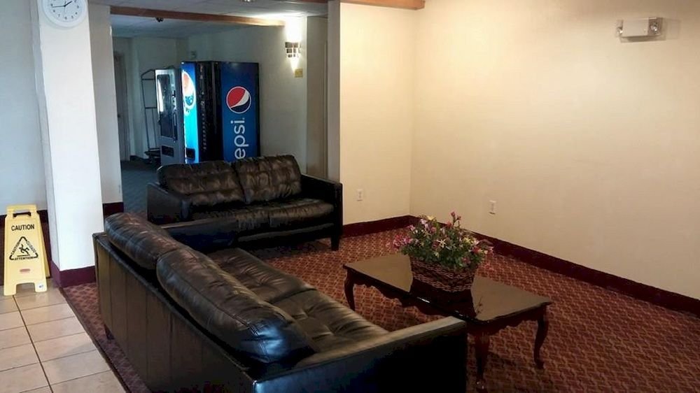 Фото Microtel Inn & Suites by Wyndham Camp Lejeune/Jacksonville