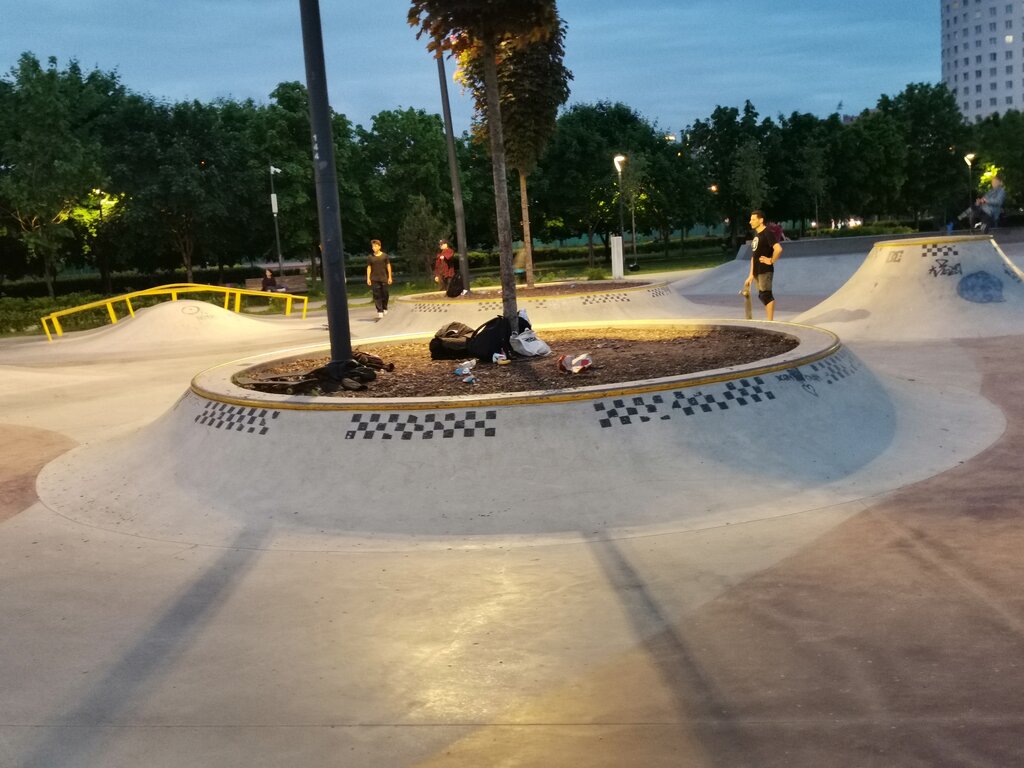 Skatepark Skeit-park Khodynskoe pole, Moscow, photo