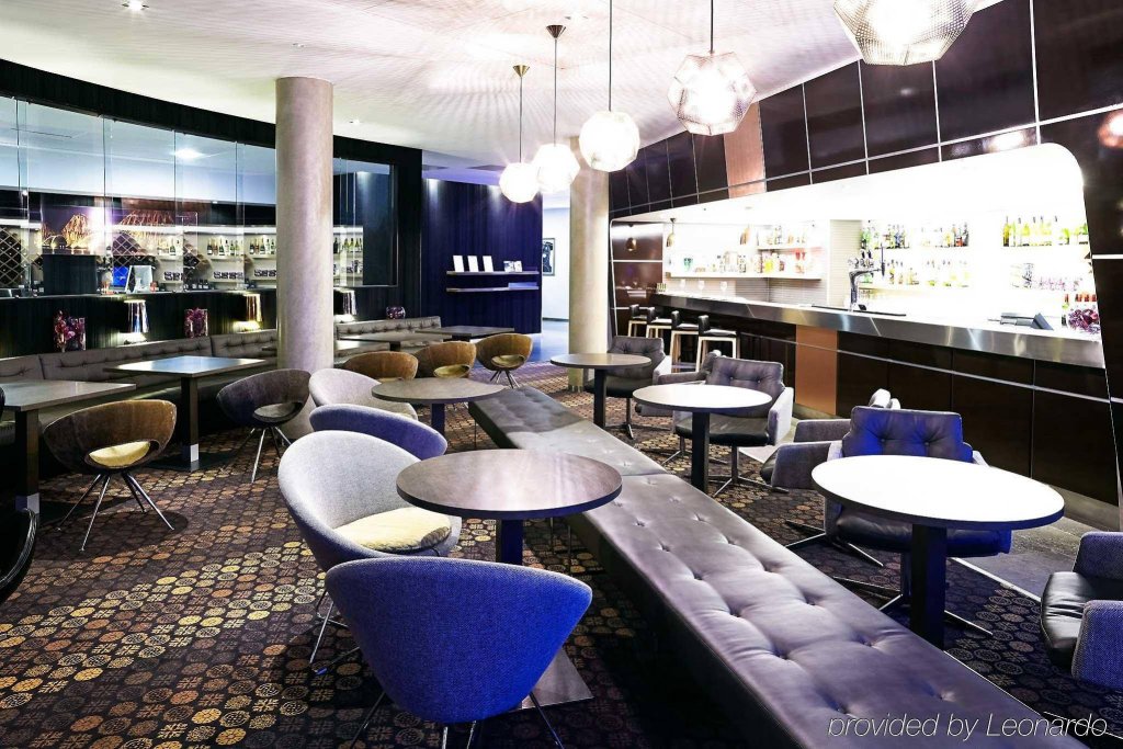 Фото Novotel Edinburgh Park