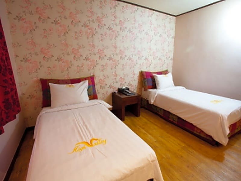 Фото High Valley Hotel