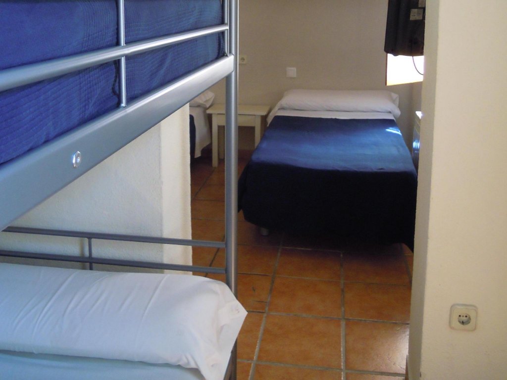 Фото Hostal Moscatel