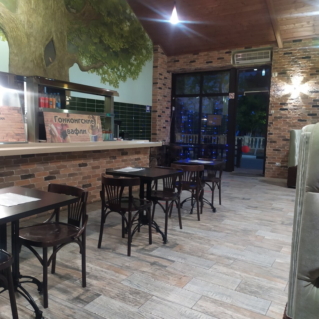 Kafe Дуб, Krasnodarski krayı, foto