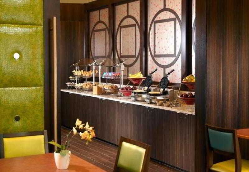 Фото Fairfield Inn & Suites by Marriott Washington, DC/Downtown