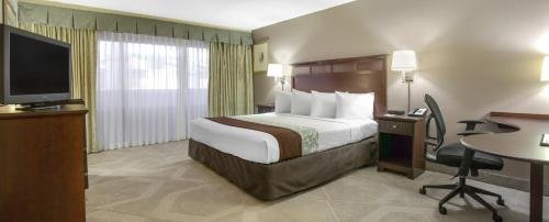 Фото Econo Lodge Orlando Airport
