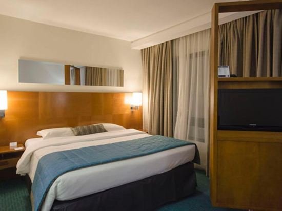 Фото Estanplaza Berrini