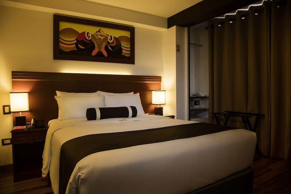 Фото Hotel Ferre Cusco