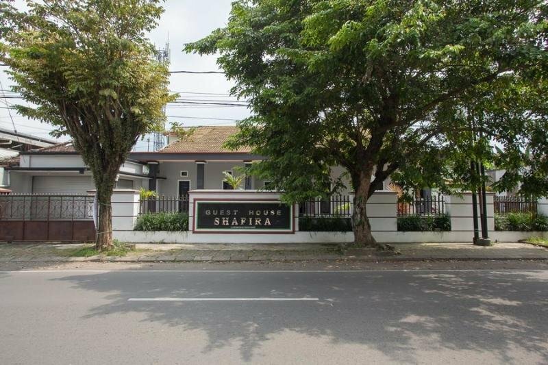 Hotel RedDoorz Syariah @ Janti Malang, Malang, photo