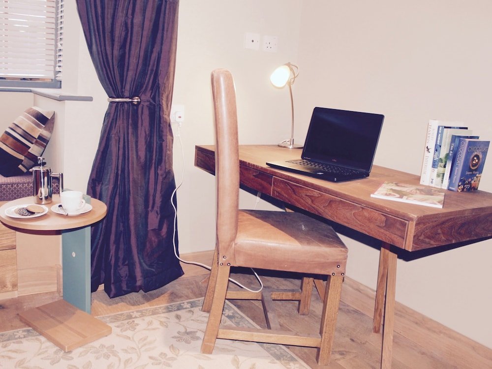 Фото The Lodge at Hemingford Grey House