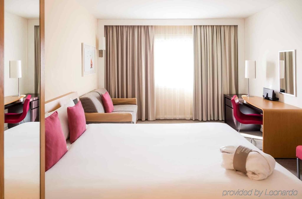 Фото Novotel London Paddington