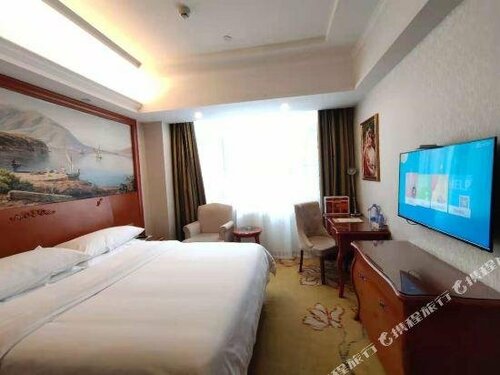 Гостиница Vienna Hotel Fujian Quanzhou Anxi County Baolong Square