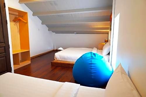 Фото BaobaBed Hostel Chinatown, Yangon