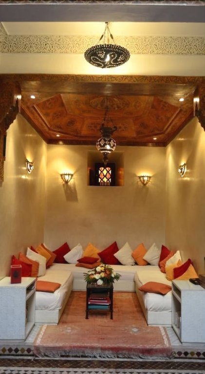 Фото Riad Charik