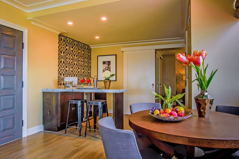 Фото La Valencia Hotel