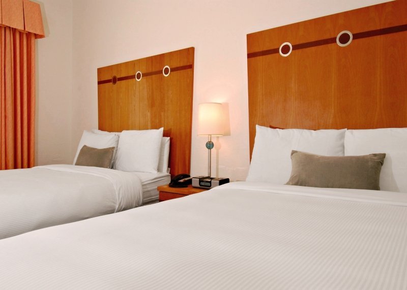 Фото Avalon Hotel