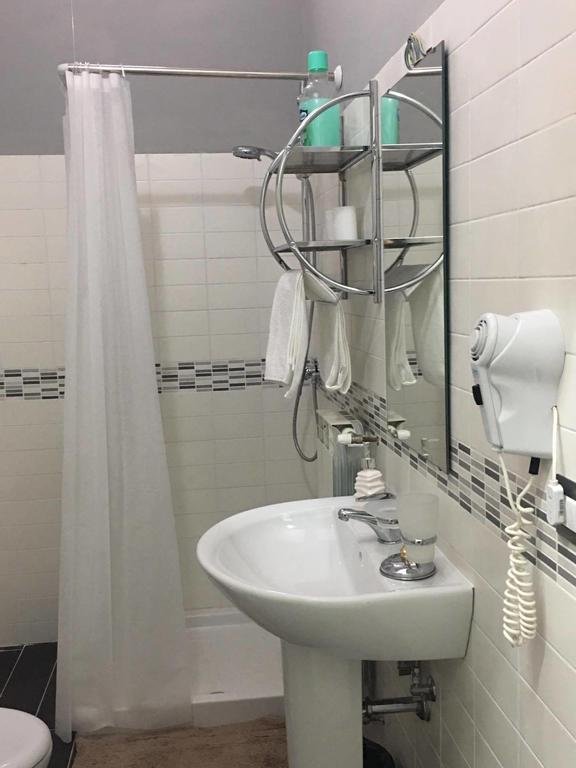 Фото White House Bed and Breakfast