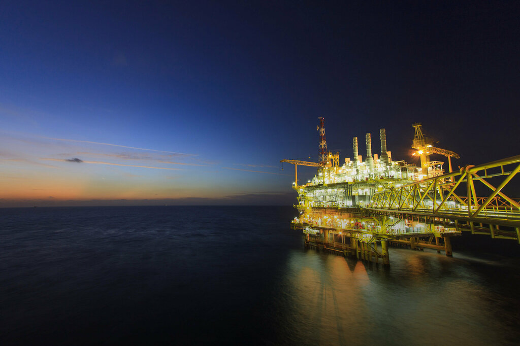 Oil and gas company Csil, Dubai, photo