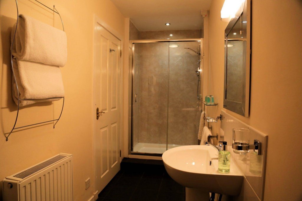 Фото The Galley of Lorne Inn