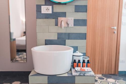 Фото Medousa Bistrot & Suites