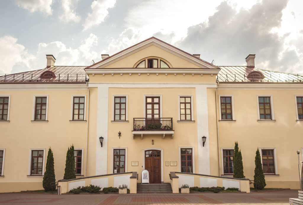 Выставочный центр Художественная галерея Михаила Савицкого, Минск, фото