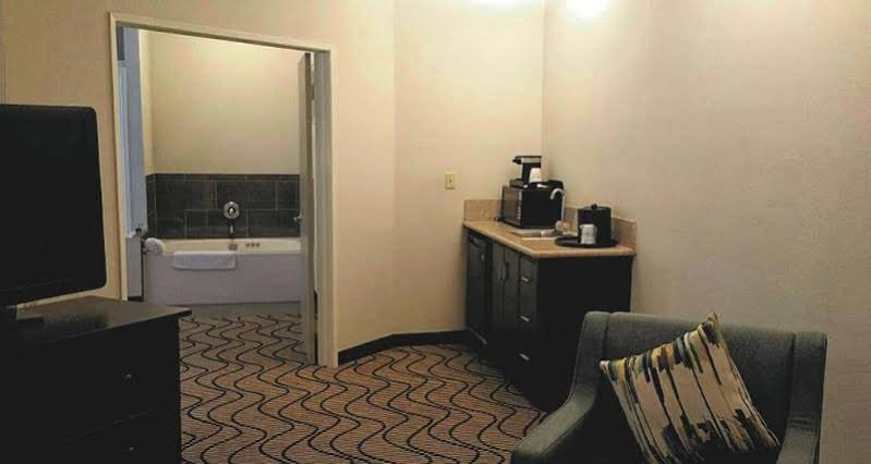 Фото Best Western Plus Irvine Spectrum Hotel