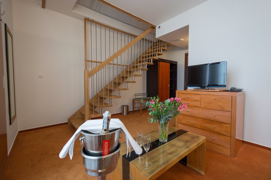 Фото Michelangelo Grand Hotel