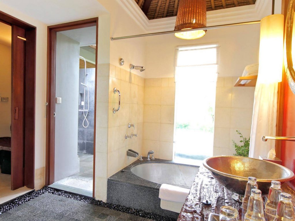 Фото Maya Ubud Resort & Spa