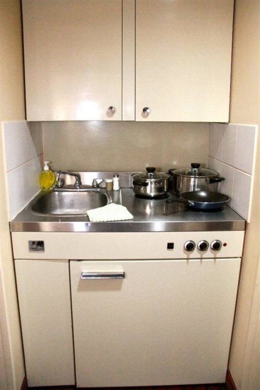 Фото Argyll Plaza Hotel