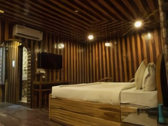 Фото Crimson Park Residency-The Pahadi