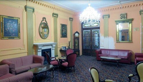 Гостиница Bristol Hotel в Гибралтаре