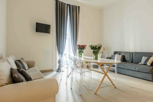 Гостиница Duomo 64 Apartments в Неаполе