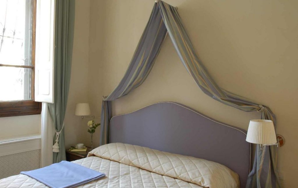 Фото Serristori Palace Residence