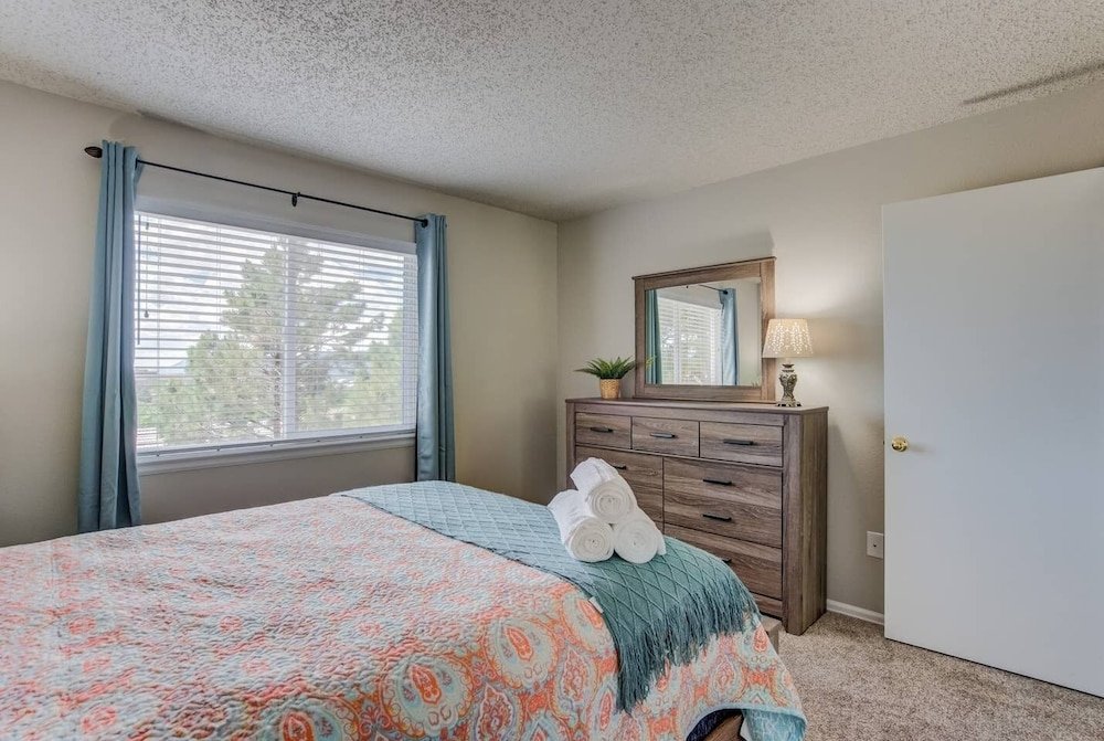 Фото 4br Af Academyw/hot Tub & Firepit