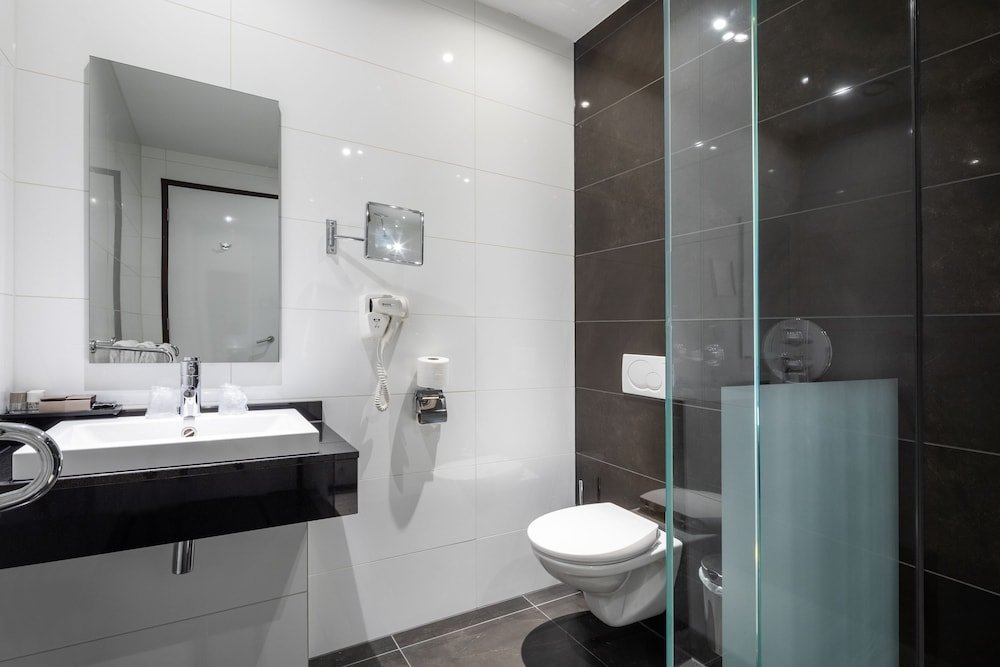 Фото Van der Valk Hotel Duiven near Arnhem A12