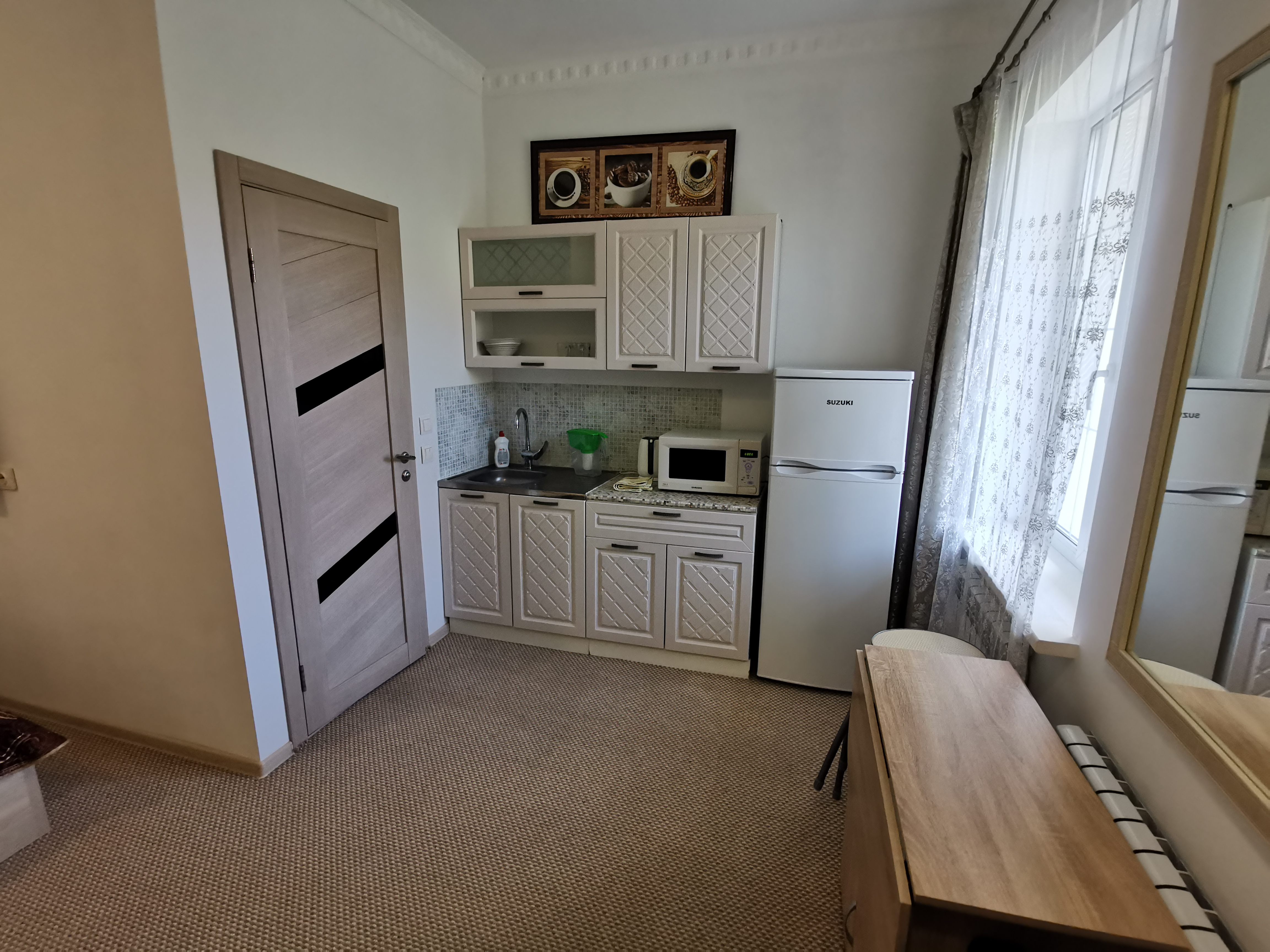 Фото У Гарри