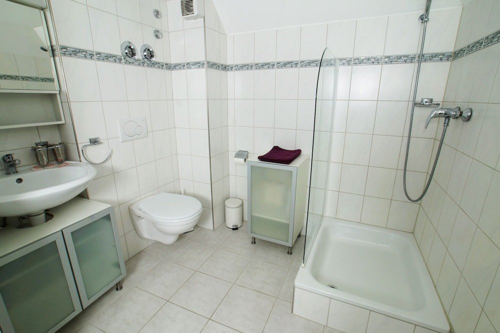 Фото Zh Niederdorf i - Hitrental Apartment